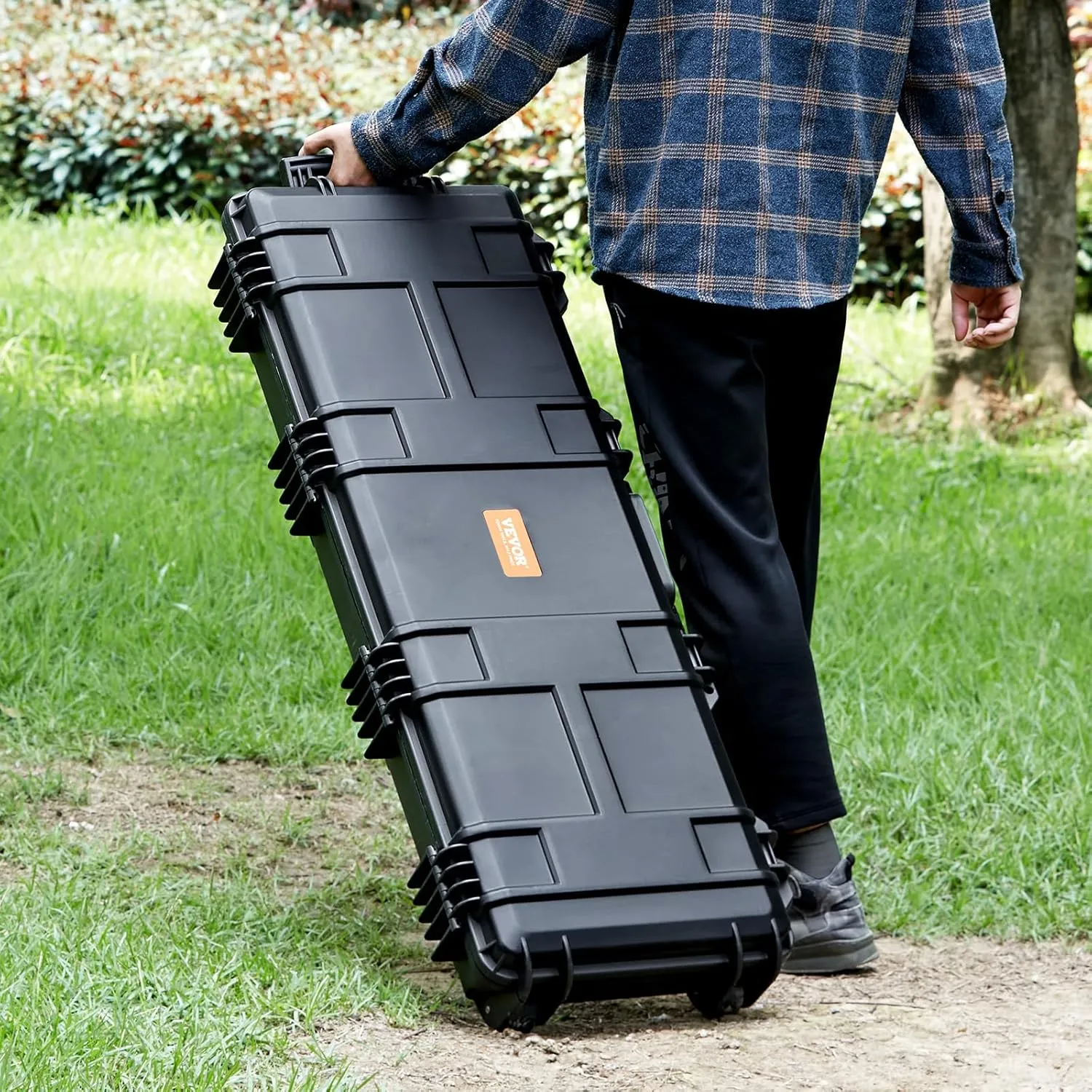 VEVOR Rifle Case, Rifle Hard Case with 3 Layers Fully-protective Foams, 42 inch Lockable Hard Gun Case with Wheels, IP67 Waterproof & Crushproof, for Two Rifles or Shotguns, Black