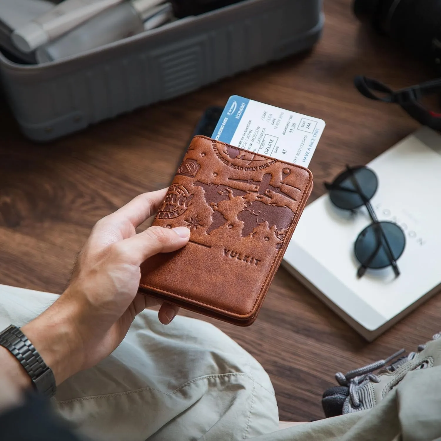 VULKIT Passport Holder Magnetic Closure RFID Blocking Travel Wallet Passport Book Cover Boarding Pass Holder Travel Essentials