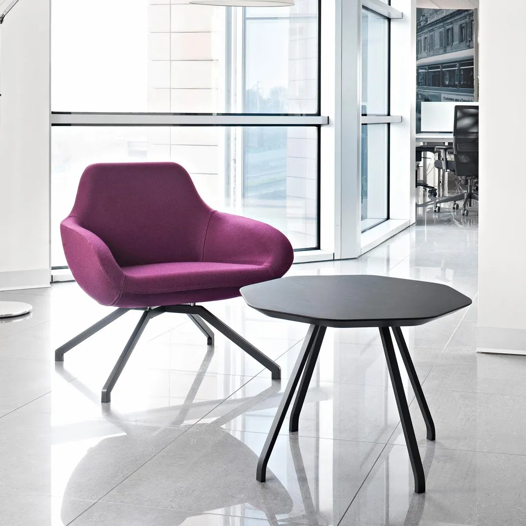 X Big Lounge Armchair - Fixed Steel Base